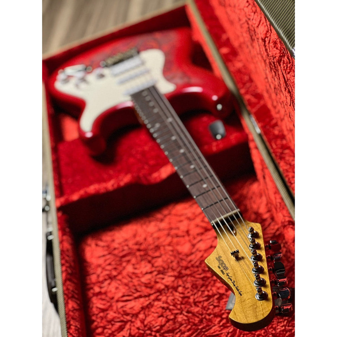 Đàn Guitar Điện Sqoe SEST1100-Mai Nguyên Music