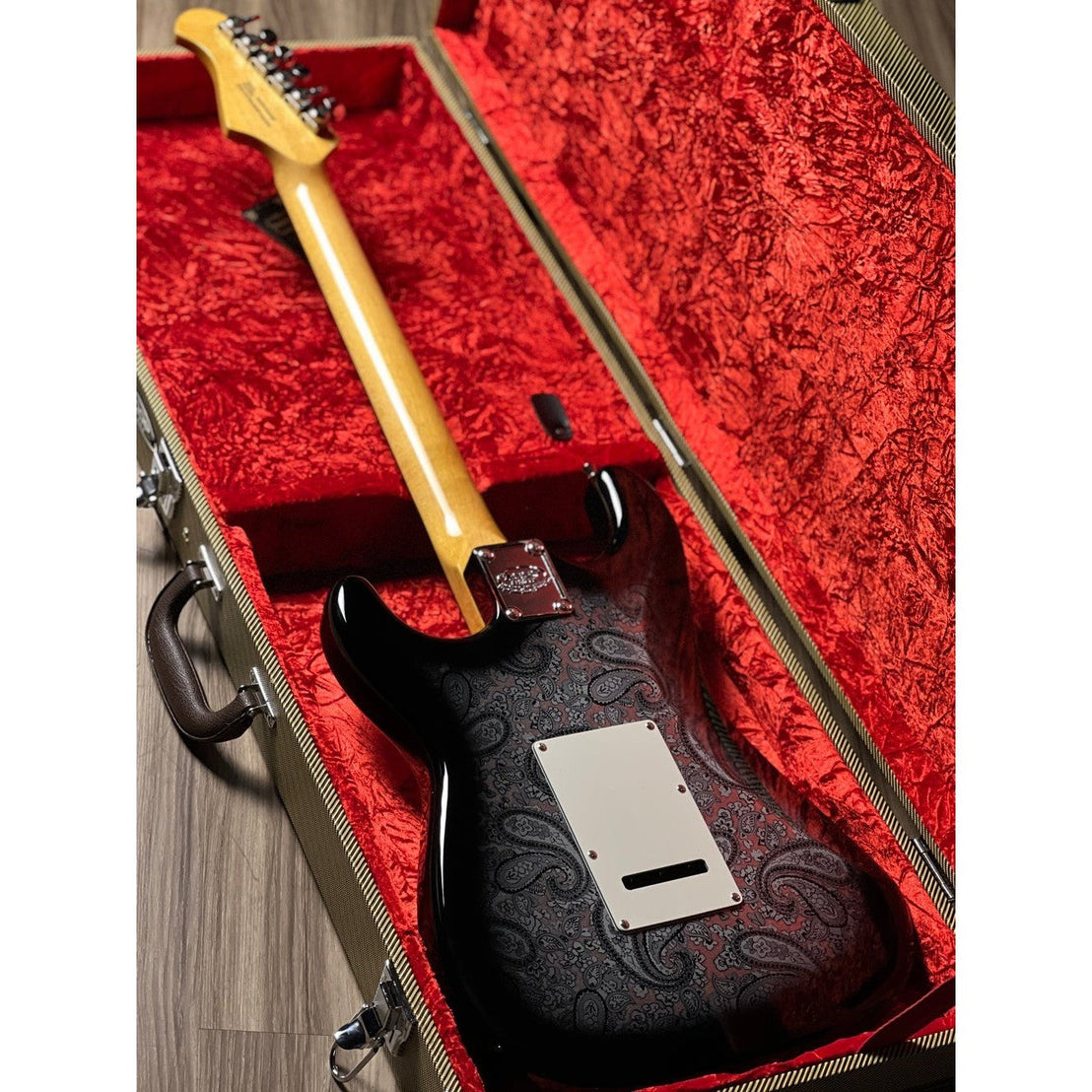 Đàn Guitar Điện Sqoe SEST1100-Mai Nguyên Music