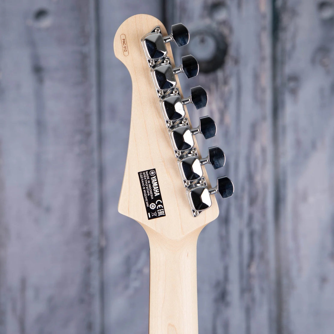 Đàn Guitar Điện Yamaha Pacifica PAC012, Black-Mai Nguyên Music