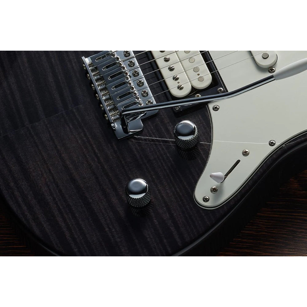 Đàn Guitar Điện Yamaha Pacifica PAC212VFM, Translucent Black-Mai Nguyên Music