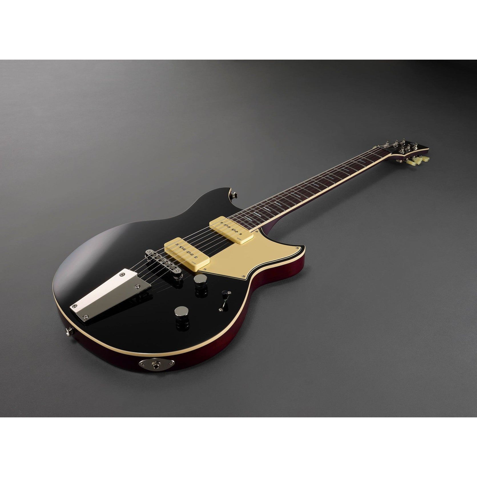 Đàn Guitar Điện Yamaha RSS02T Revstar Standard-Mai Nguyên Music