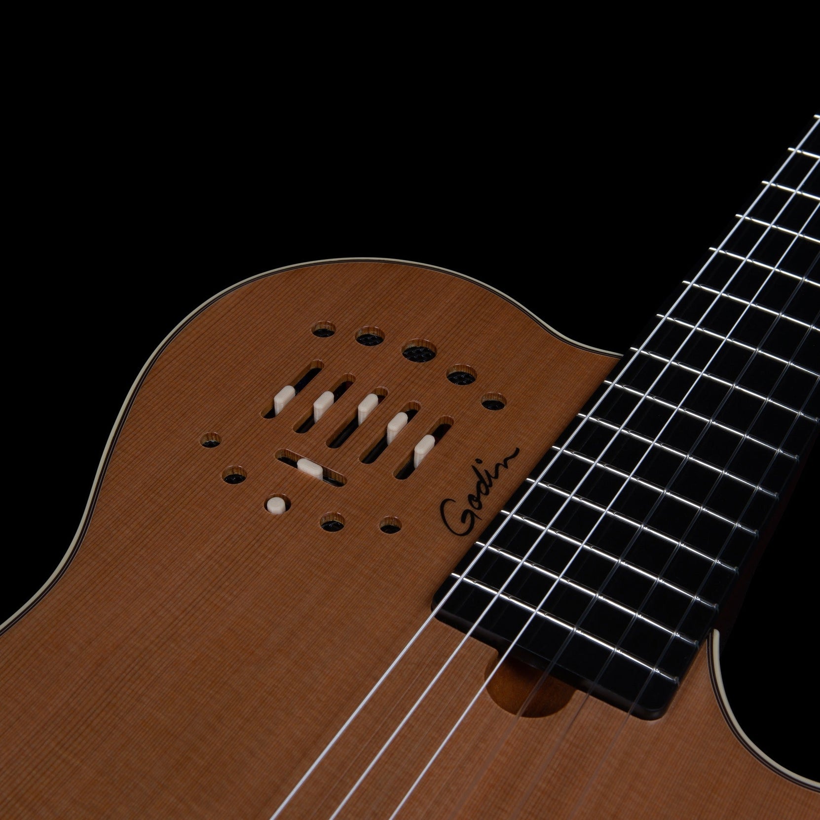 Đàn Guitar Silent Classic Godin Multiac Grand Concert Deluxe-Mai Nguyên Music