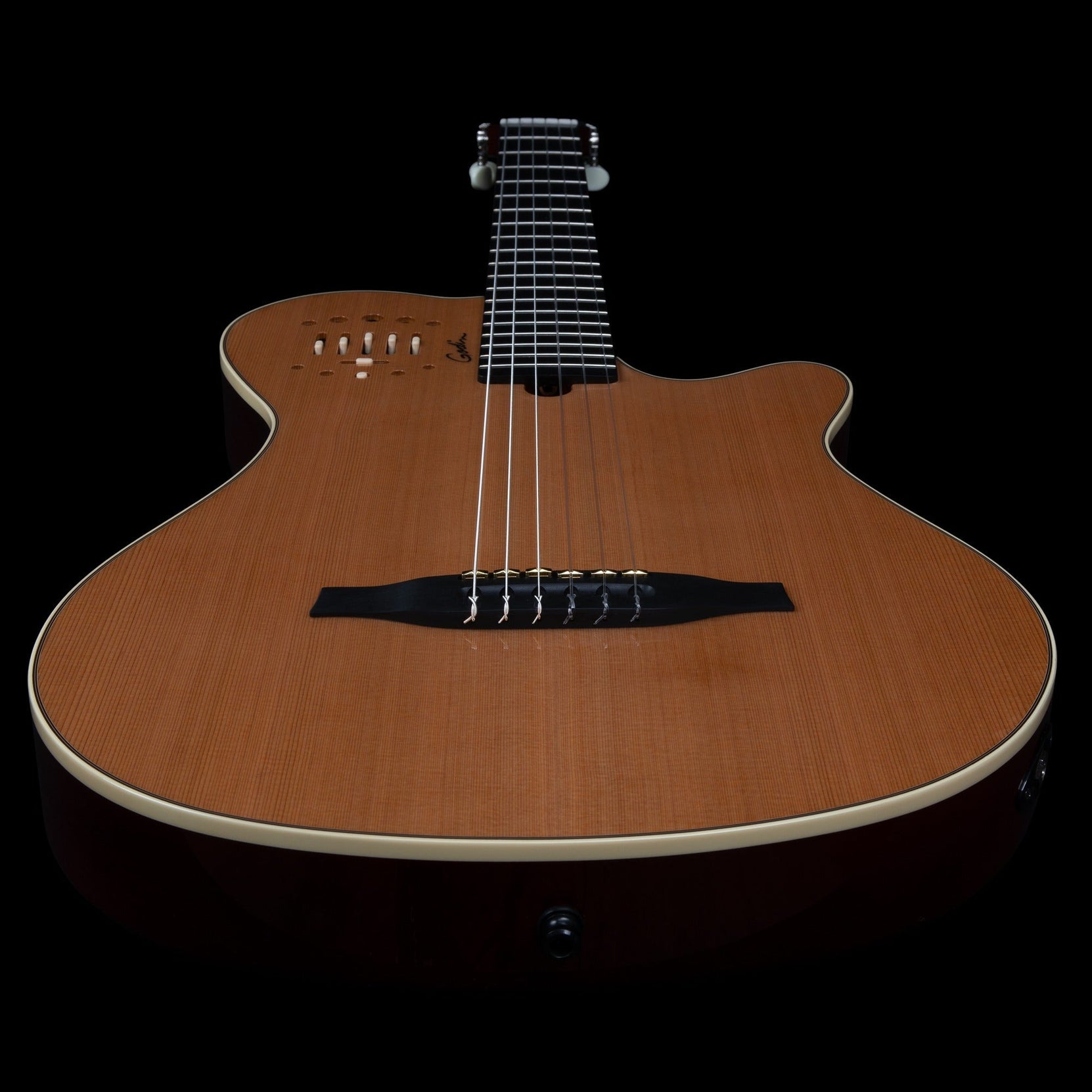 Đàn Guitar Silent Classic Godin Multiac Grand Concert Deluxe-Mai Nguyên Music