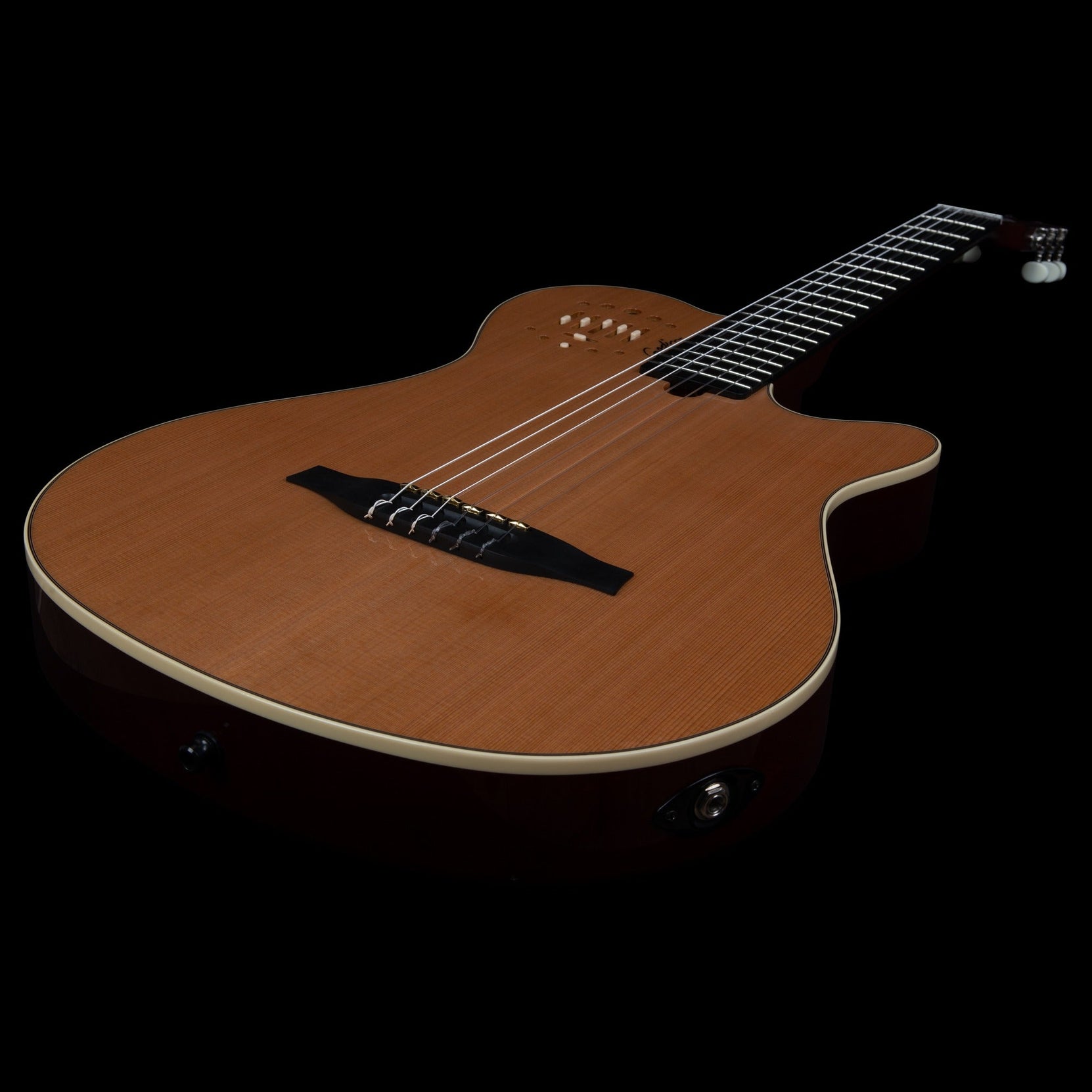 Đàn Guitar Silent Classic Godin Multiac Grand Concert Deluxe-Mai Nguyên Music