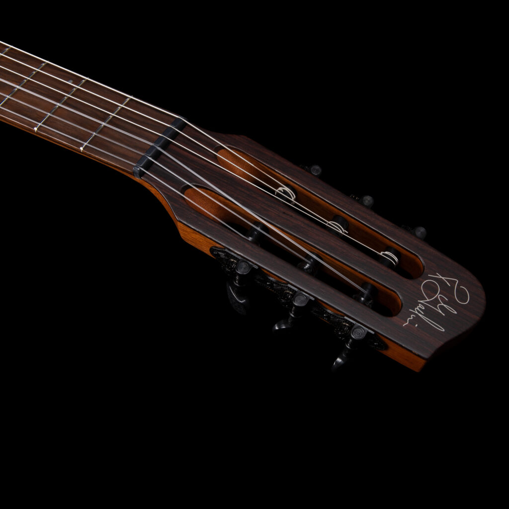 Đàn Guitar Silent Classic Godin Multiac Mundial-Mai Nguyên Music