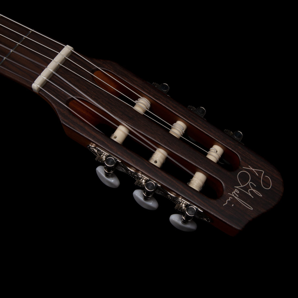 Đàn Guitar Silent Classic Godin Multiac Nylon Encore Natural SG-Mai Nguyên Music