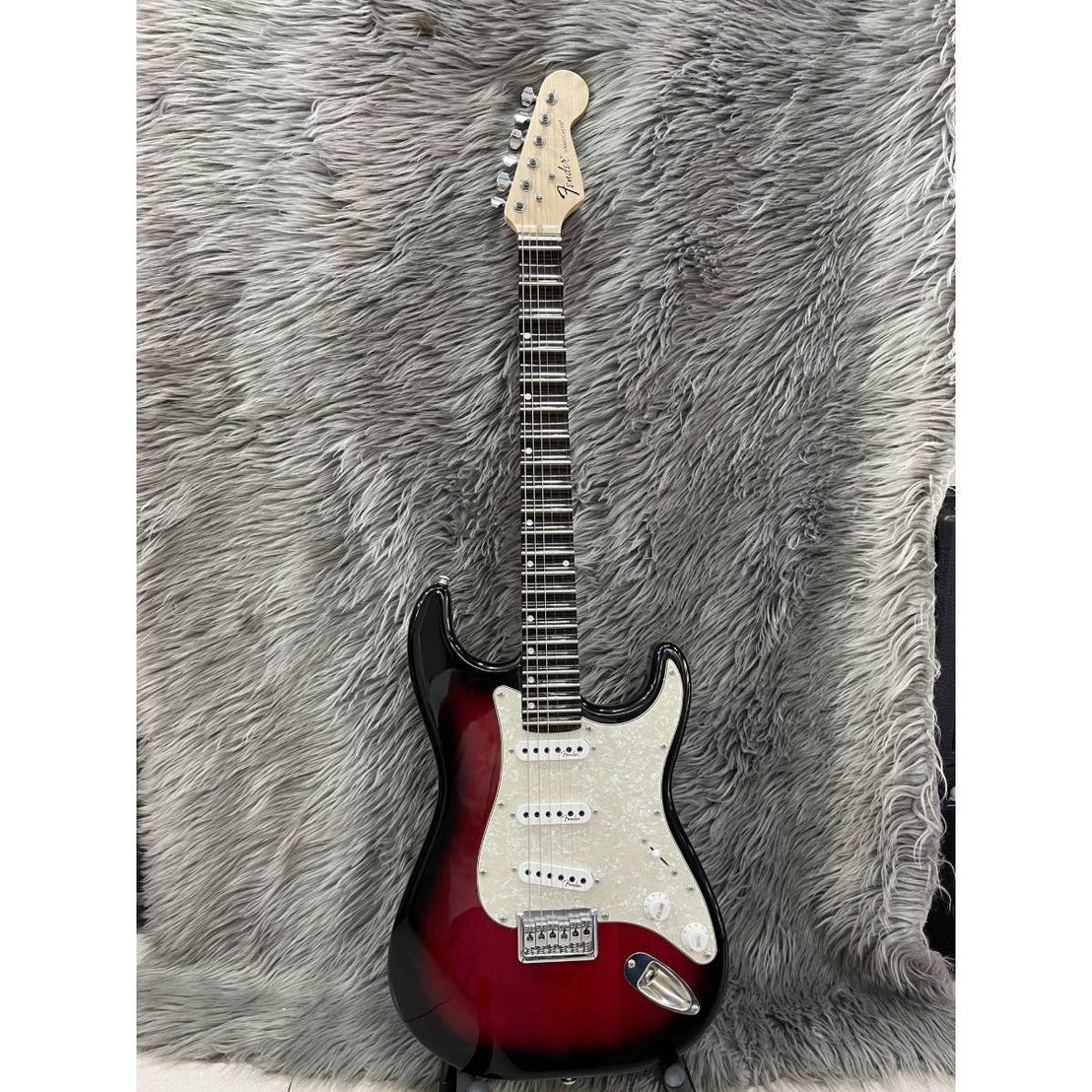 Đàn Guitar Vọng Cổ Điện Logo Fender Stratocaster 05-Mai Nguyên Music