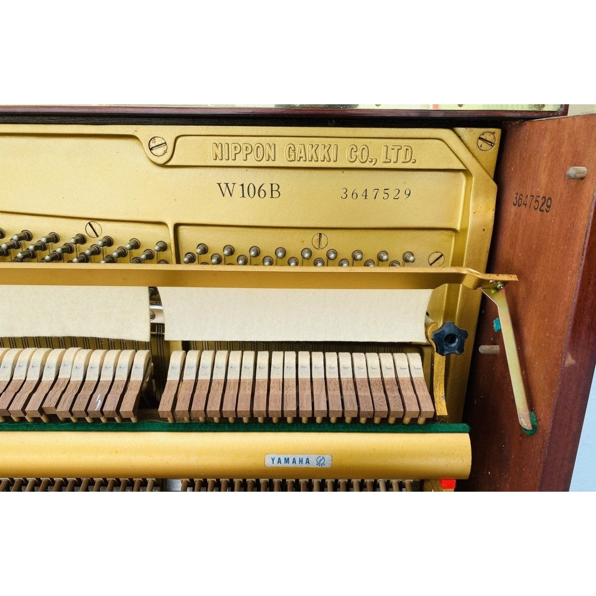 Đàn Piano Cơ Upright Yamaha W106 - Qua Sử Dụng-Mai Nguyên Music