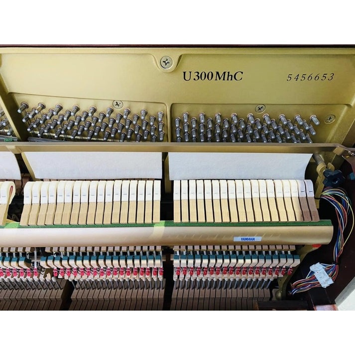 Đàn Piano Upright Yamaha U300MHC - Qua Sử Dụng-Mai Nguyên Music