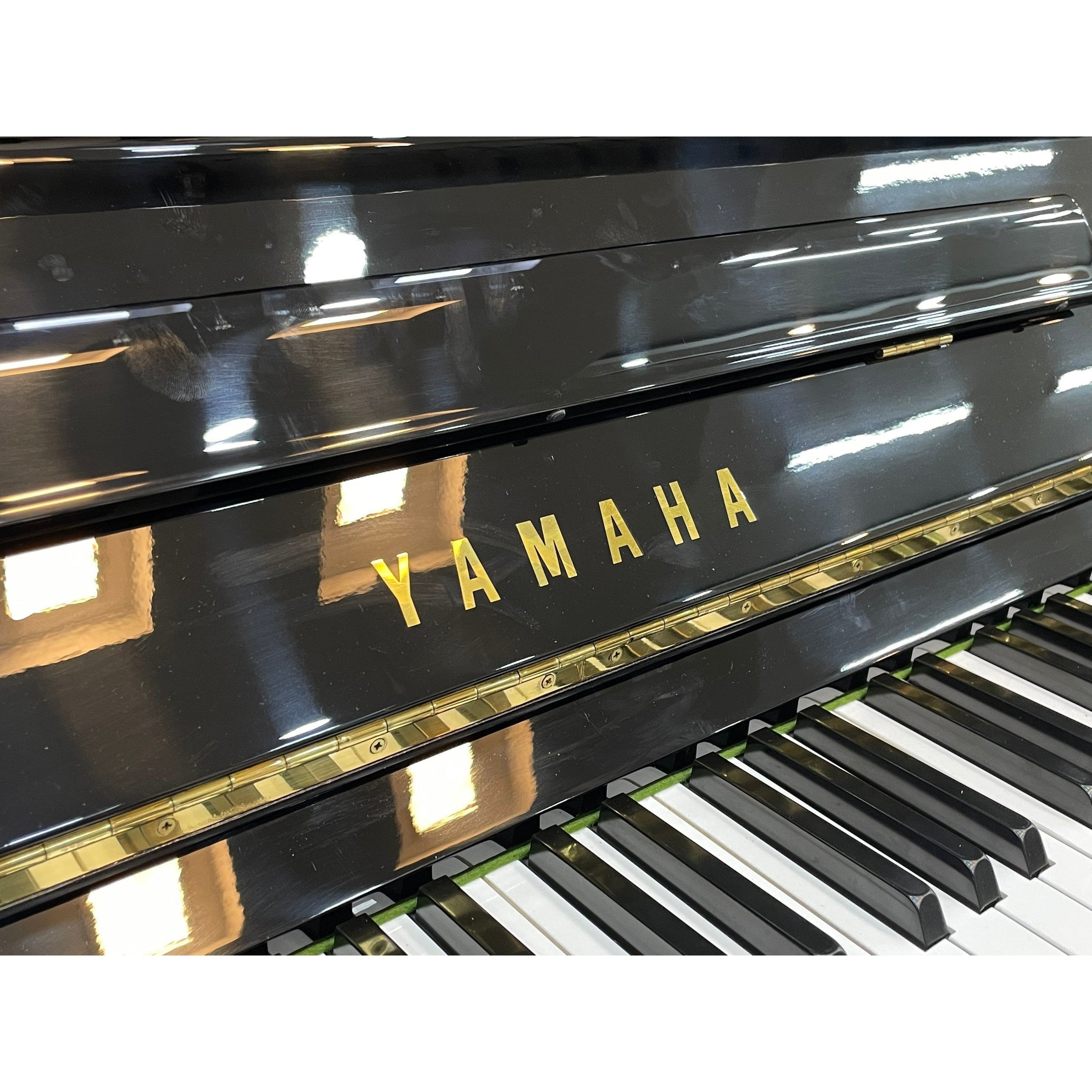 Đàn Piano Upright Yamaha UX - Qua Sử Dụng-Mai Nguyên Music