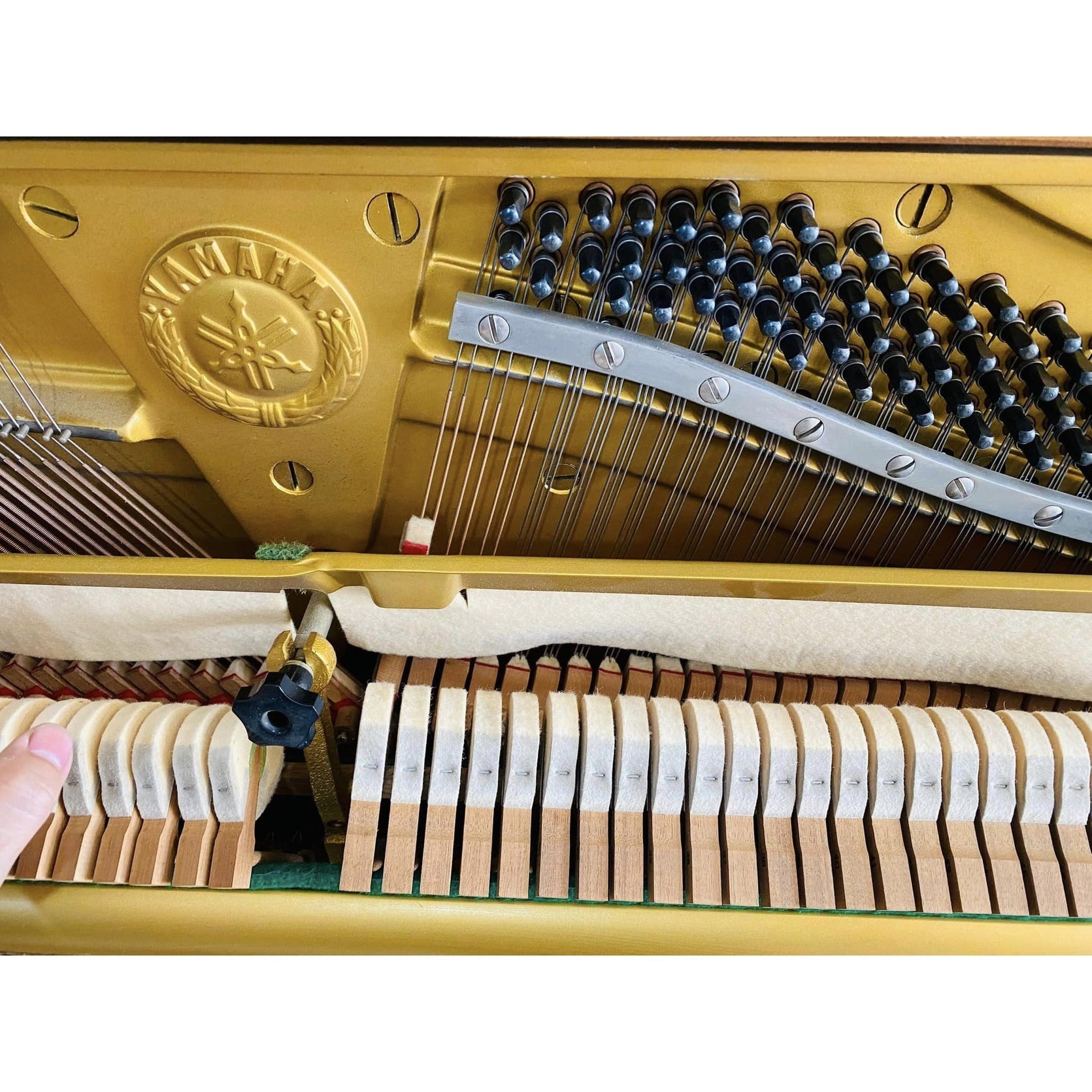 Đàn Piano Upright Yamaha W101 - Qua Sử Dụng-Mai Nguyên Music