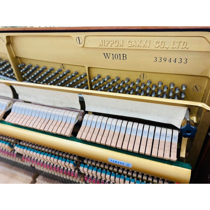 Đàn Piano Upright Yamaha W101B - Qua Sử Dụng-Mai Nguyên Music
