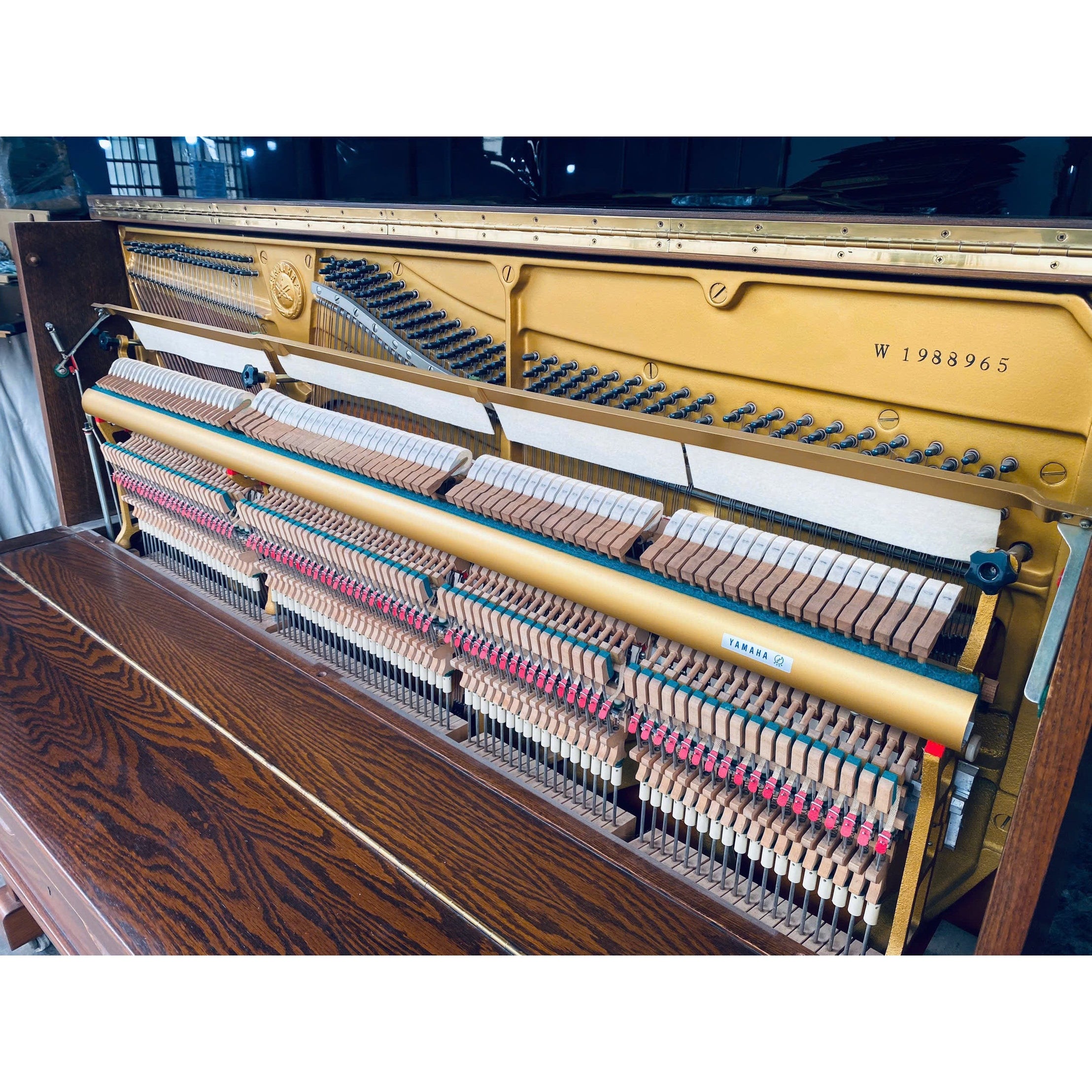 Đàn Piano Upright Yamaha W105- Qua Sử Dụng-Mai Nguyên Music