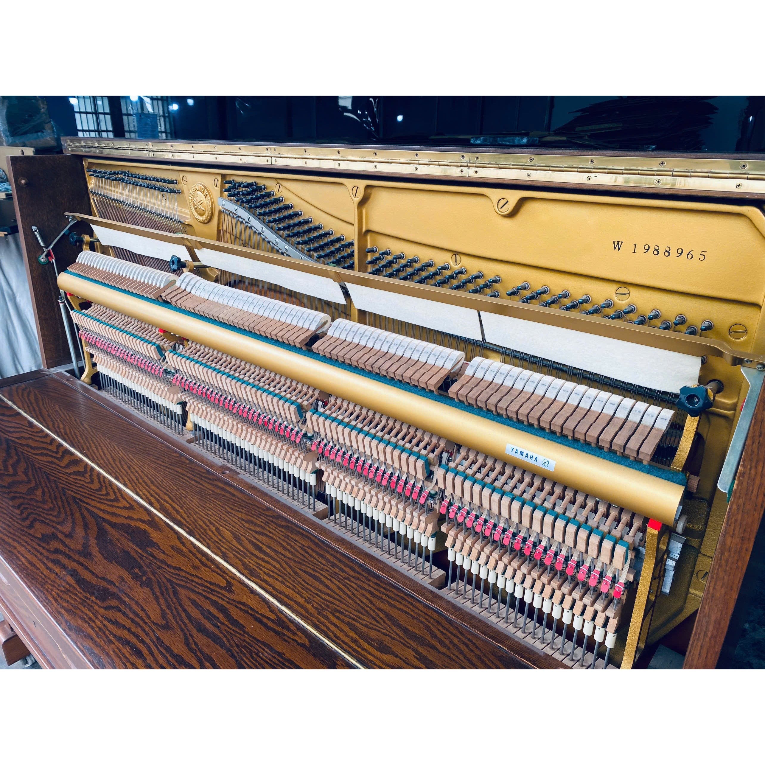 Đàn Piano Upright Yamaha W105- Qua Sử Dụng-Mai Nguyên Music