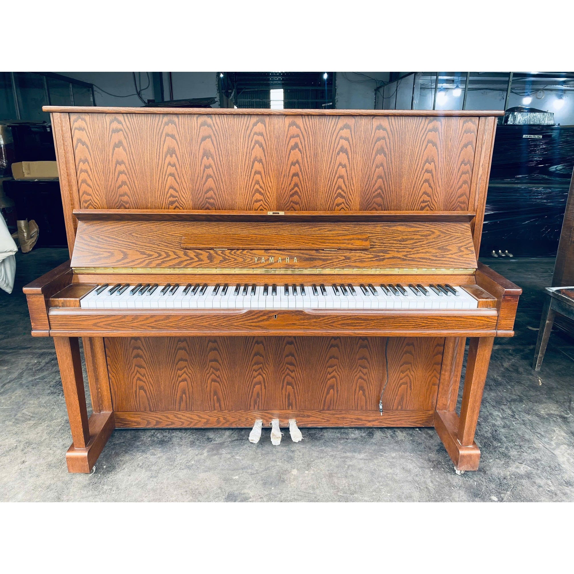 Đàn Piano Upright Yamaha W105- Qua Sử Dụng-Mai Nguyên Music