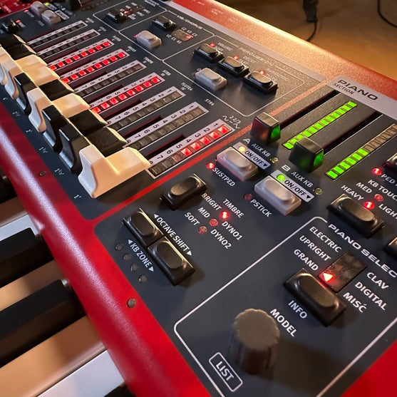 Đàn Stage Piano Nord Stage 4 88-Phím-Mai Nguyên Music