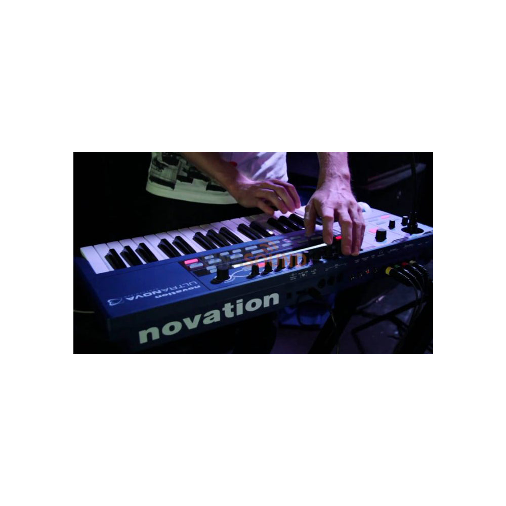 Đàn Synthesizer Novation Ultranova-Mai Nguyên Music