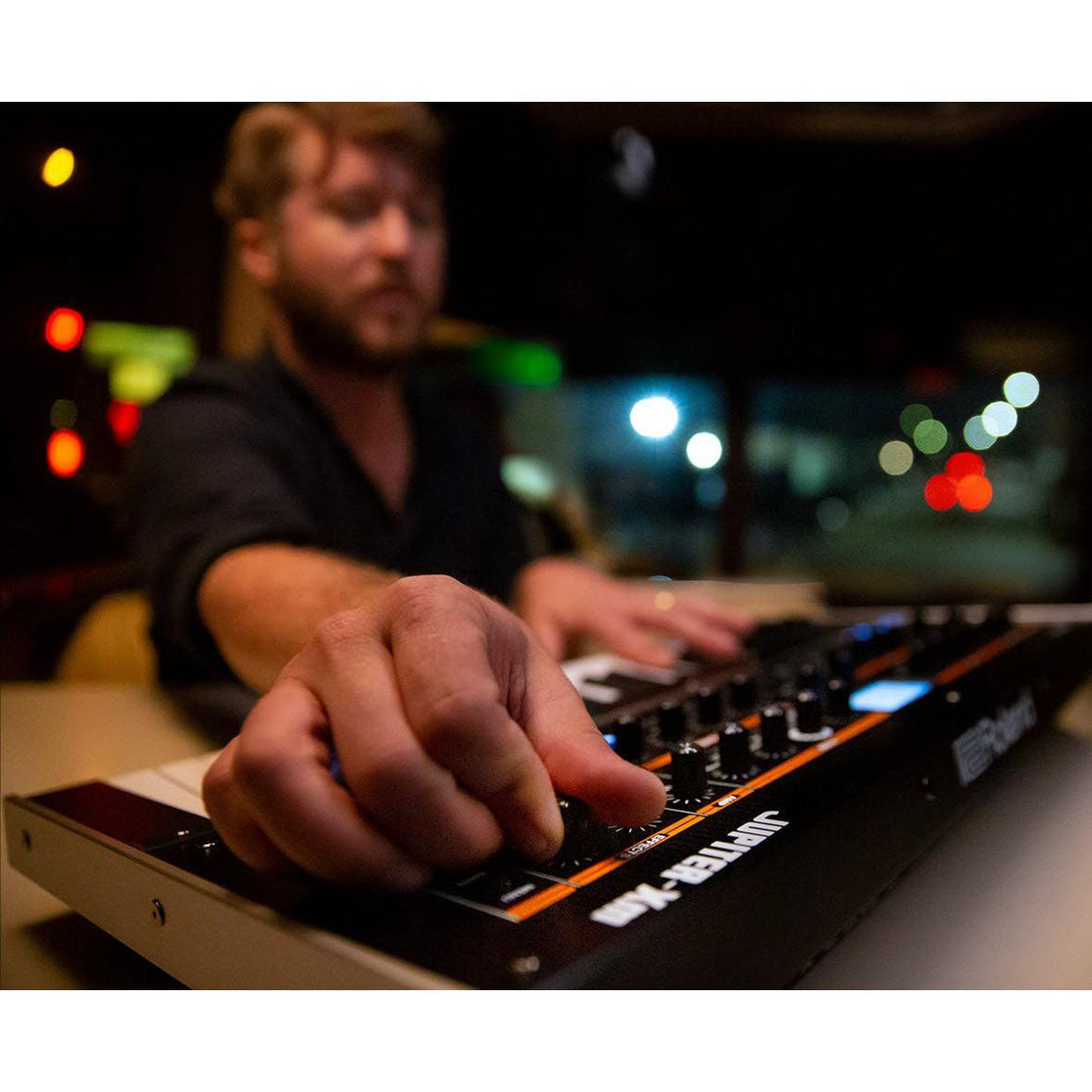 Đàn Synthesizer Roland Jupiter-Xm-Mai Nguyên Music