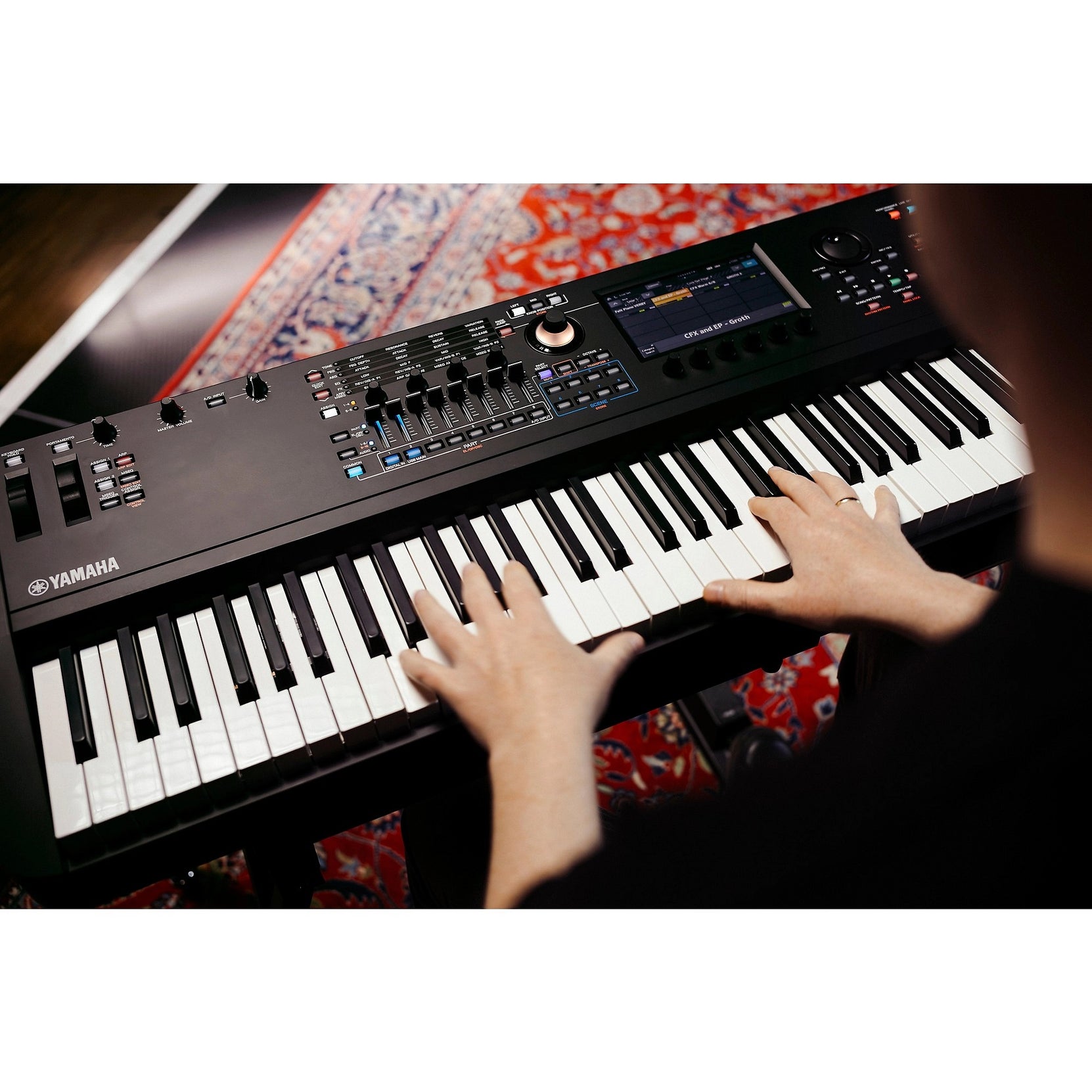 Đàn Synthesizer Yamaha MODX M6 61-Phím-Mai Nguyên Music