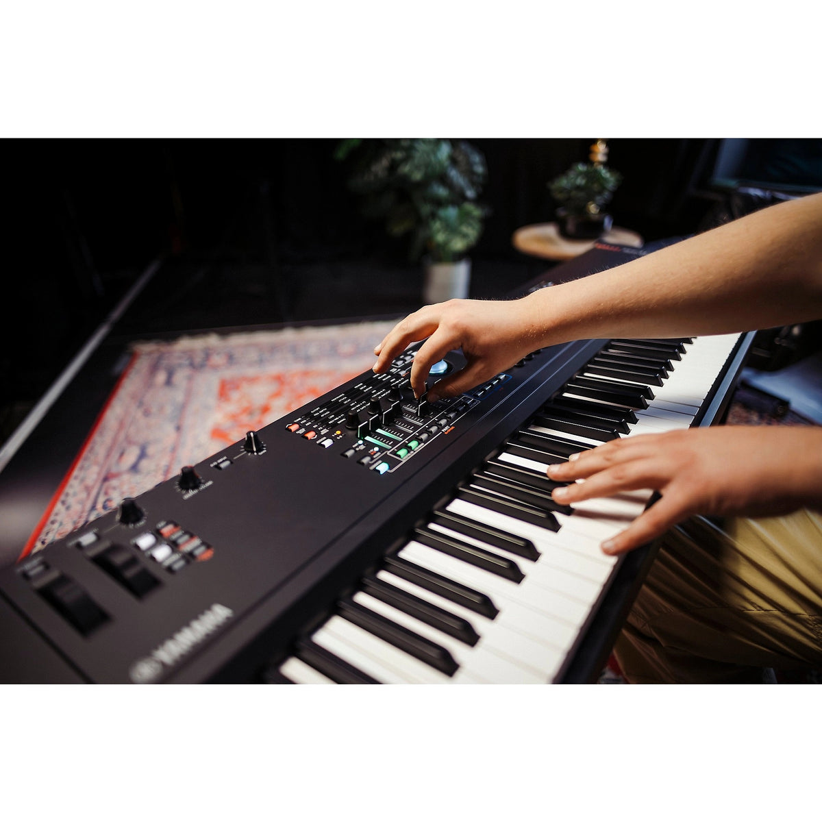 Đàn Synthesizer Yamaha MODX M8 88-Phím-Mai Nguyên Music