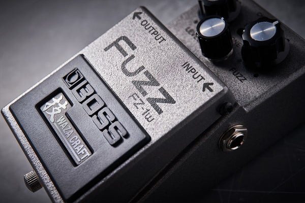 Pedal Guitar Fuzz Boss FZ-1W