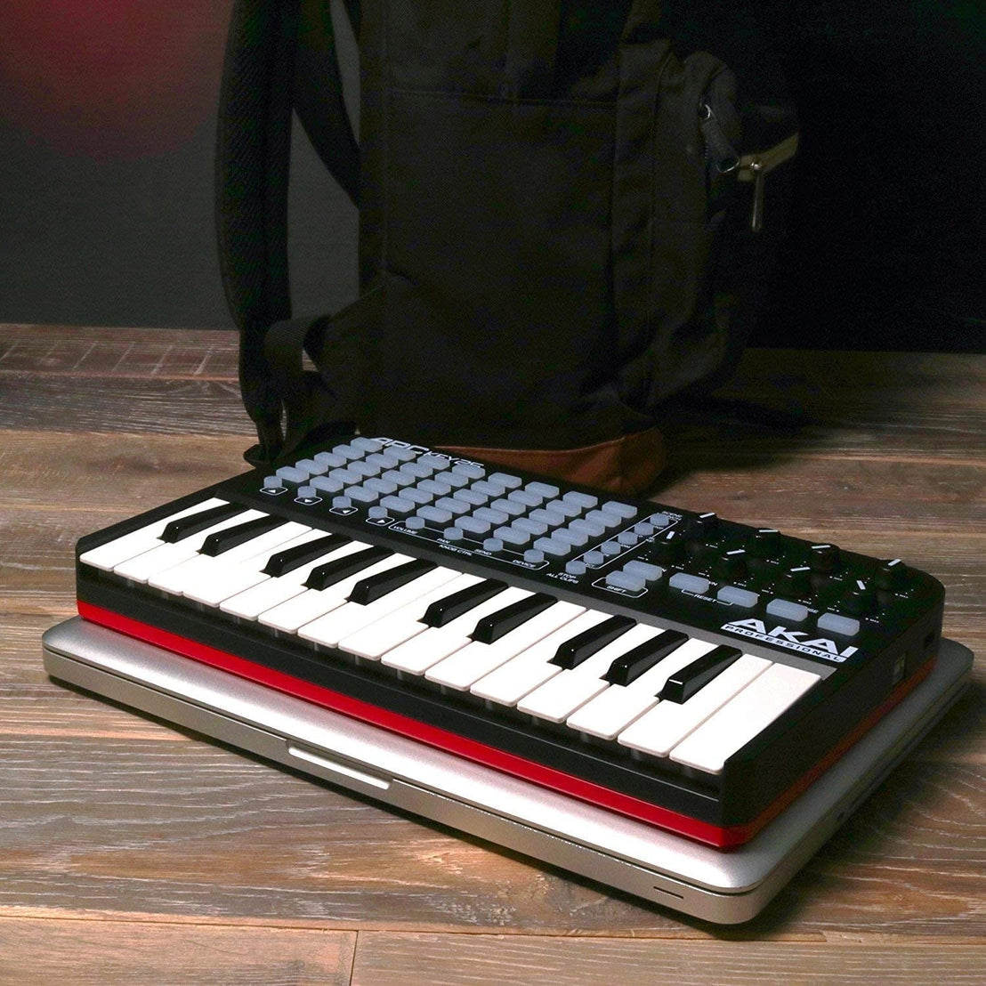 MIDI Keyboard Controller Akai APC Key 25-Mai Nguyên Music