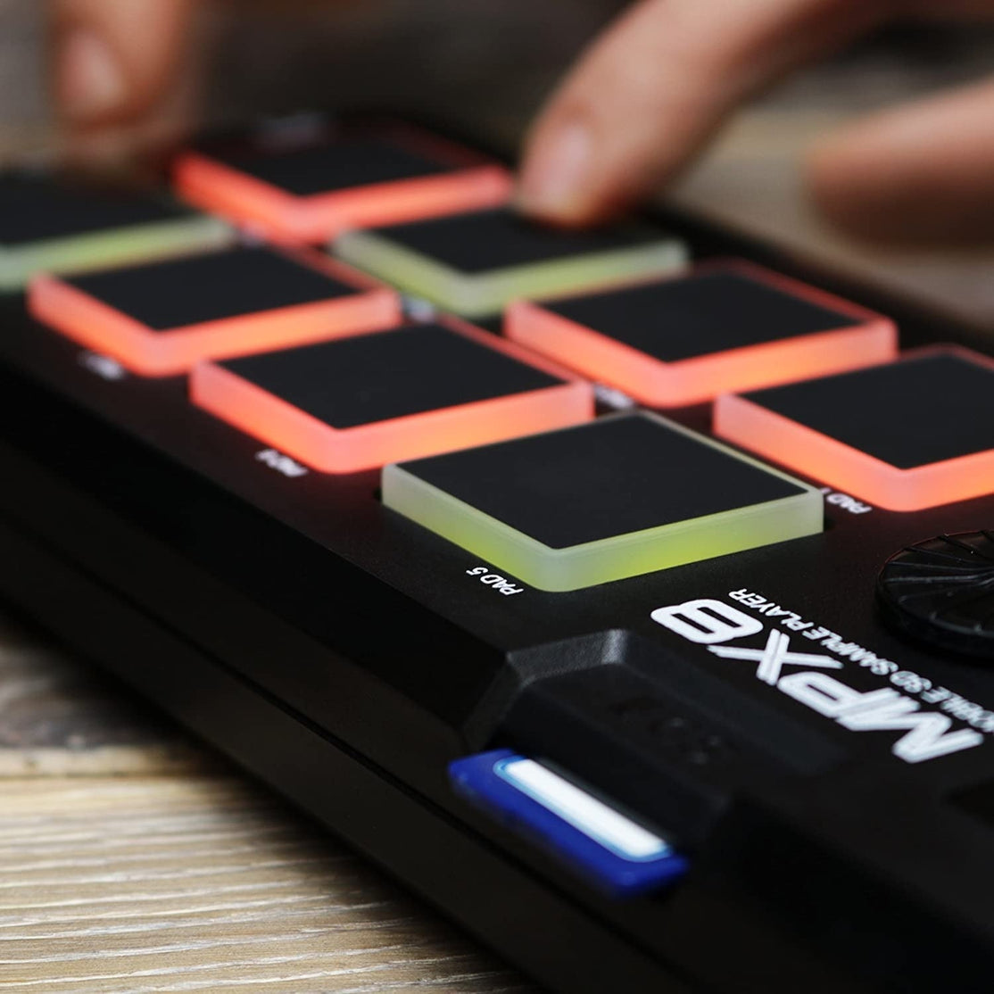 MIDI Pad Controller Akai MPX8-Mai Nguyên Music