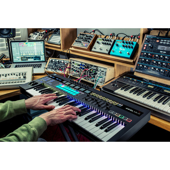 Novation 49SL MKIII-Mai Nguyên Music