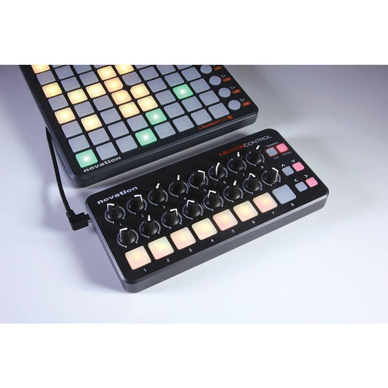 Novation Launch Control With 8 x Multicolor Backlit Buttons and 16 x Knobs-Mai Nguyên Music