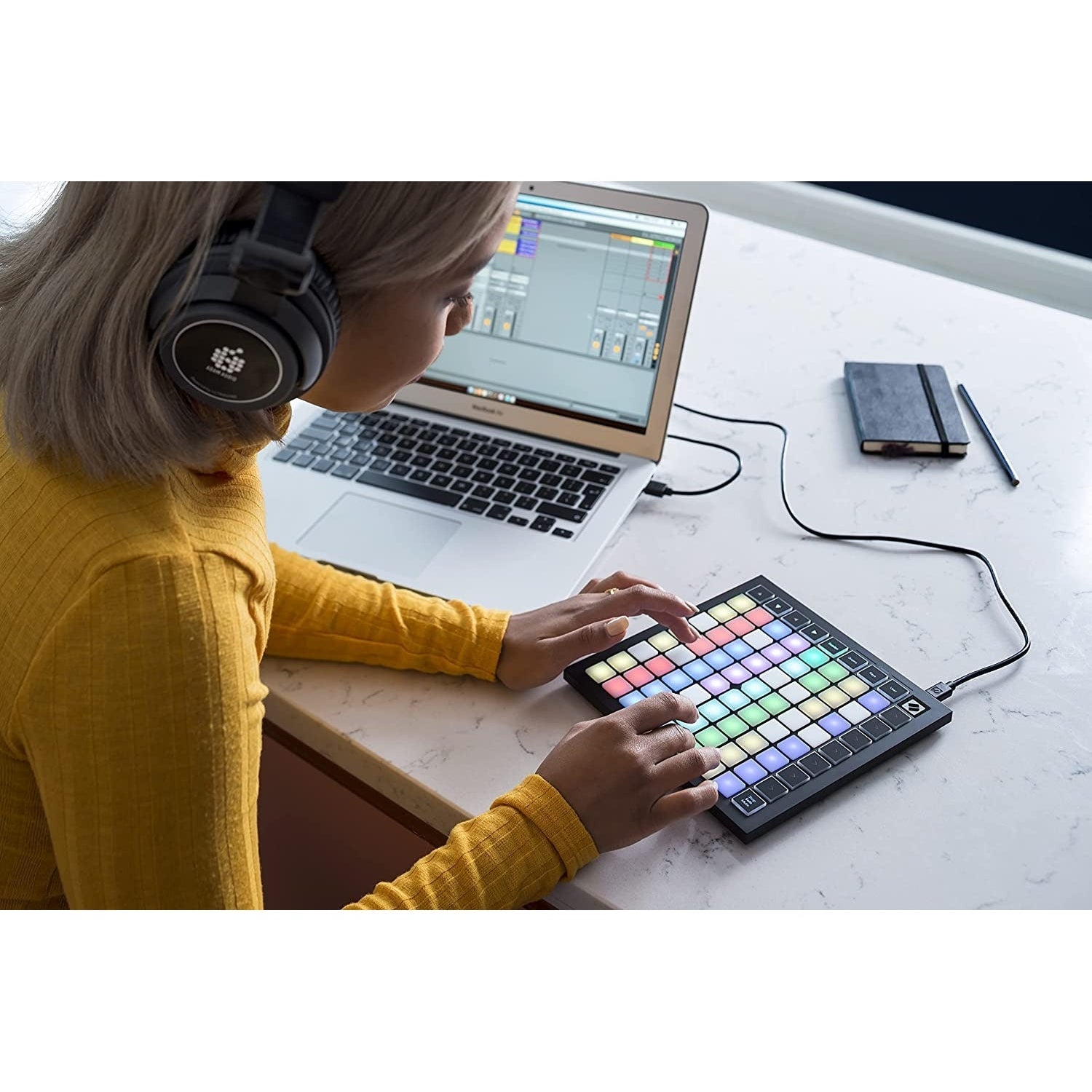 Novation Launchpad Mini Mk3 Grid Controller-Mai Nguyên Music