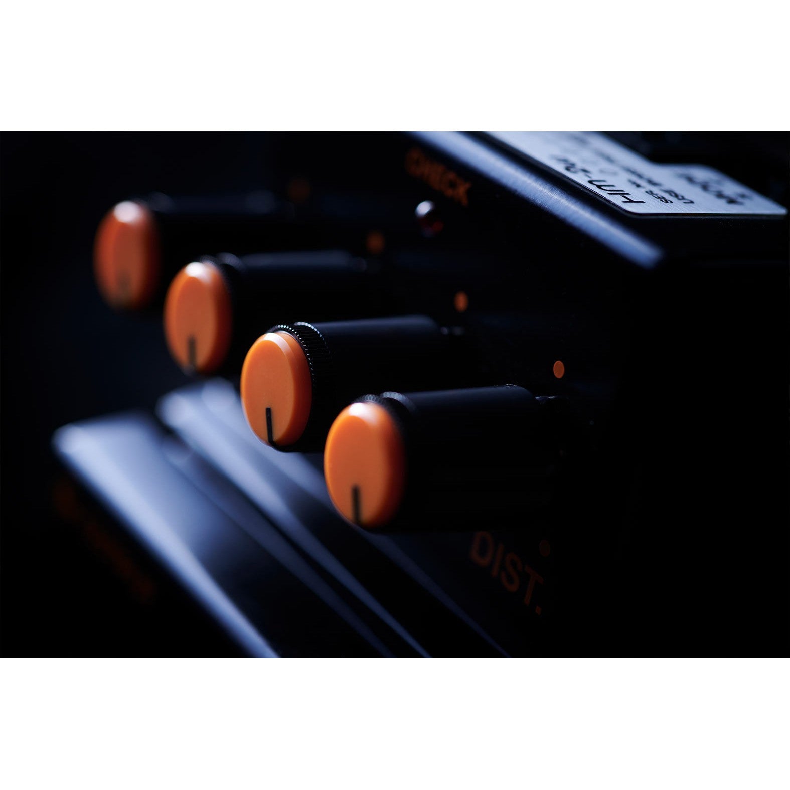 Pedal Guitar Boss HM-2W Waza Craft Heavy Metal Distortion-Mai Nguyên Music