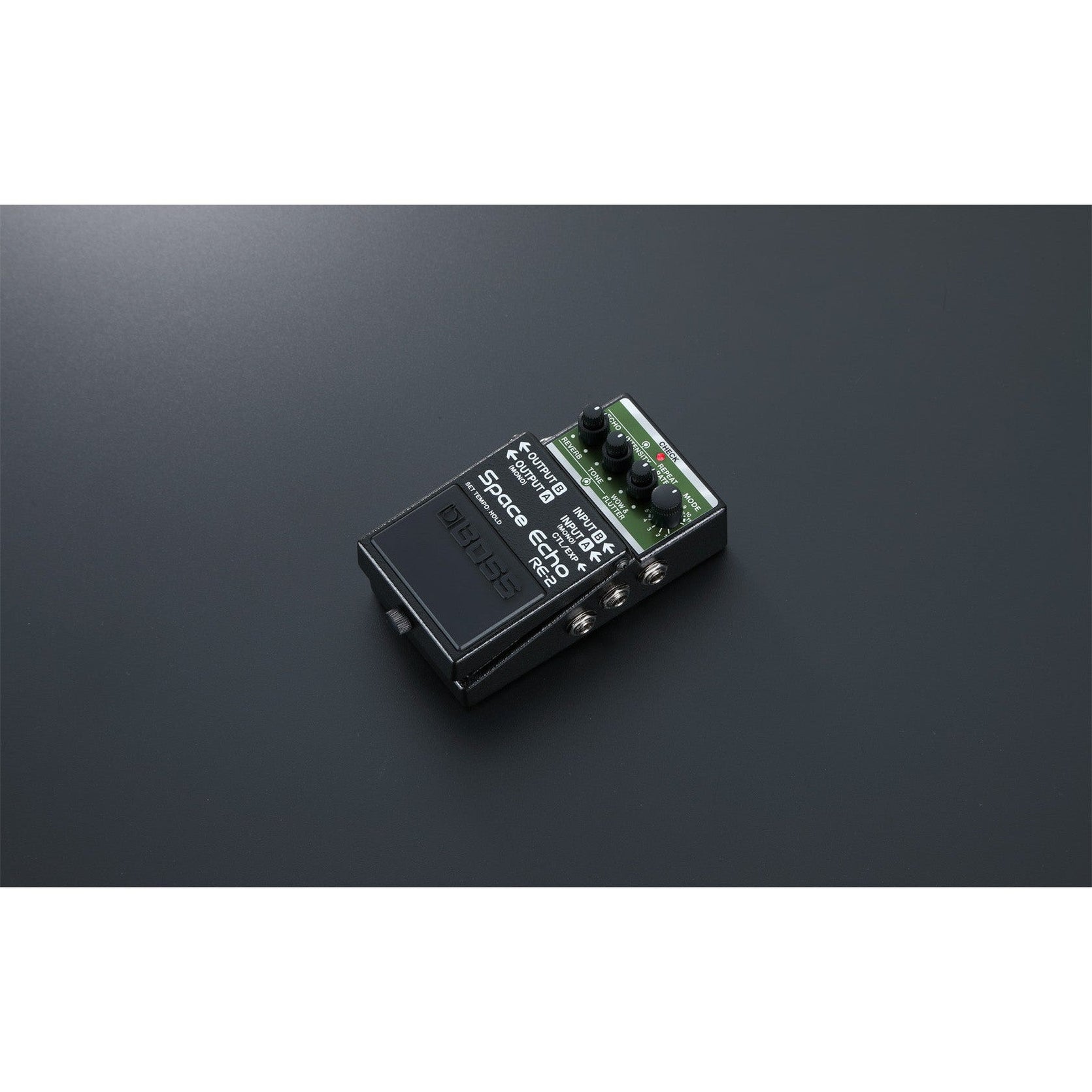 Pedal Guitar Boss RE-2 Space Echo Delay & Reverb-Mai Nguyên Music