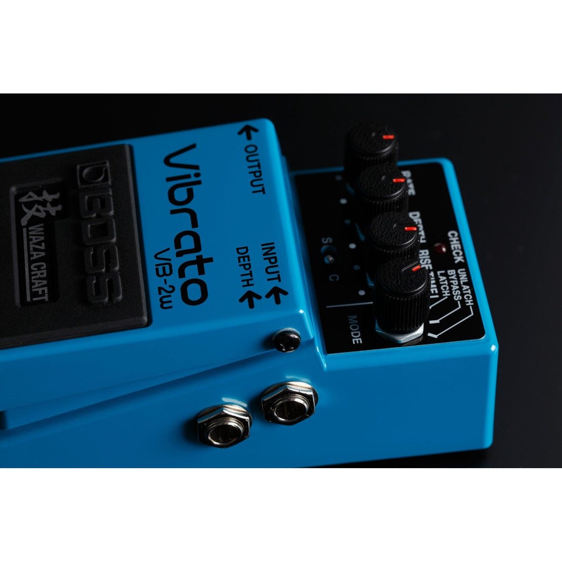 Pedal Guitar Boss VB-2W Waza Craft Vibrato-Mai Nguyên Music