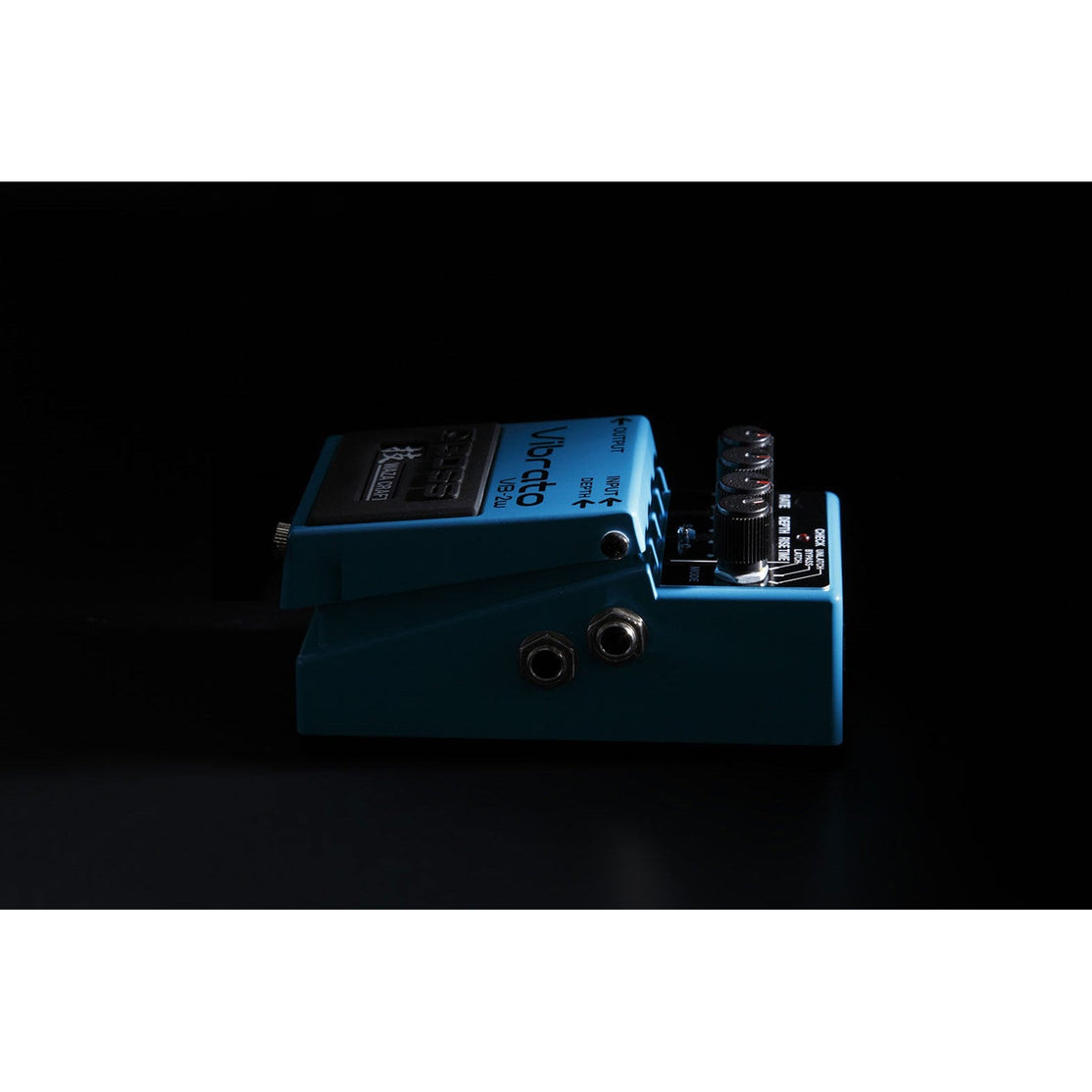 Pedal Guitar Boss VB-2W Waza Craft Vibrato-Mai Nguyên Music