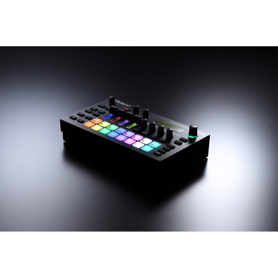 Roland MC-101 4-track Groovebox-Mai Nguyên Music