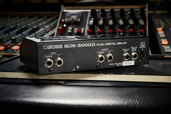 Pedal Guitar Boss SDE-3000D Dual Digital Delay