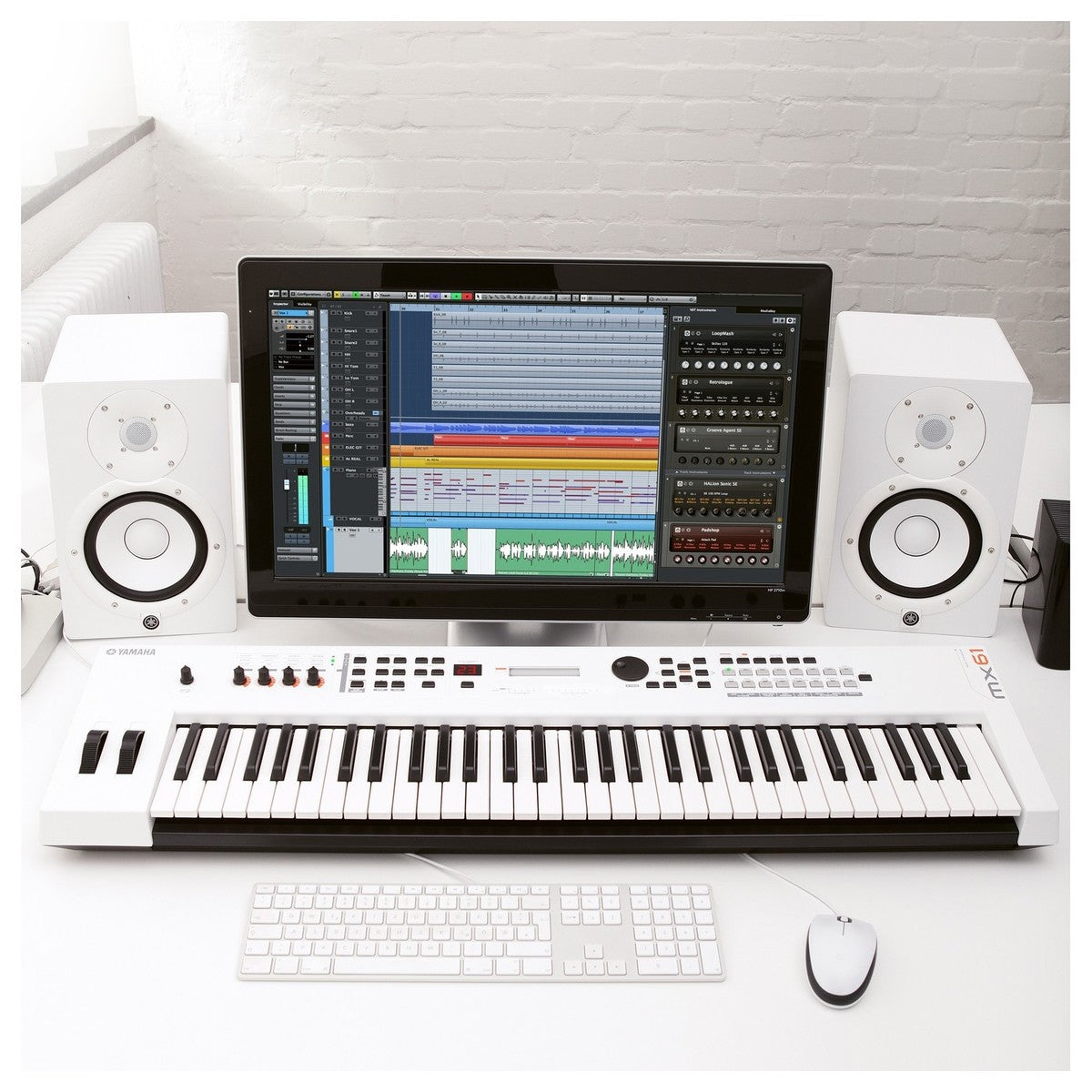 Synthesizer/Controller Yamaha MX61 61-Key, White-Mai Nguyên Music