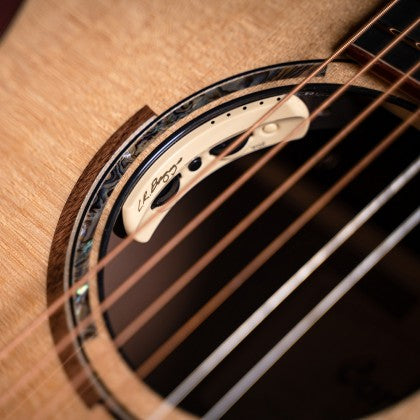 Đàn Guitar Acoustic Abstract Delta