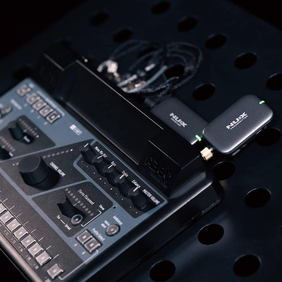 Wireless In-Ear Monitor System Nux B-7PSM 5.8GHz-Mai Nguyên Music